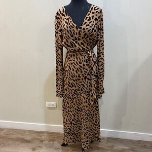 Diane Von Furstenberg wrap dress size 14